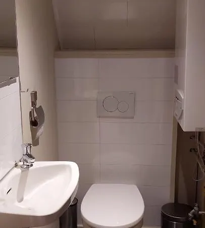 Chalet Woodpecker - 29 *